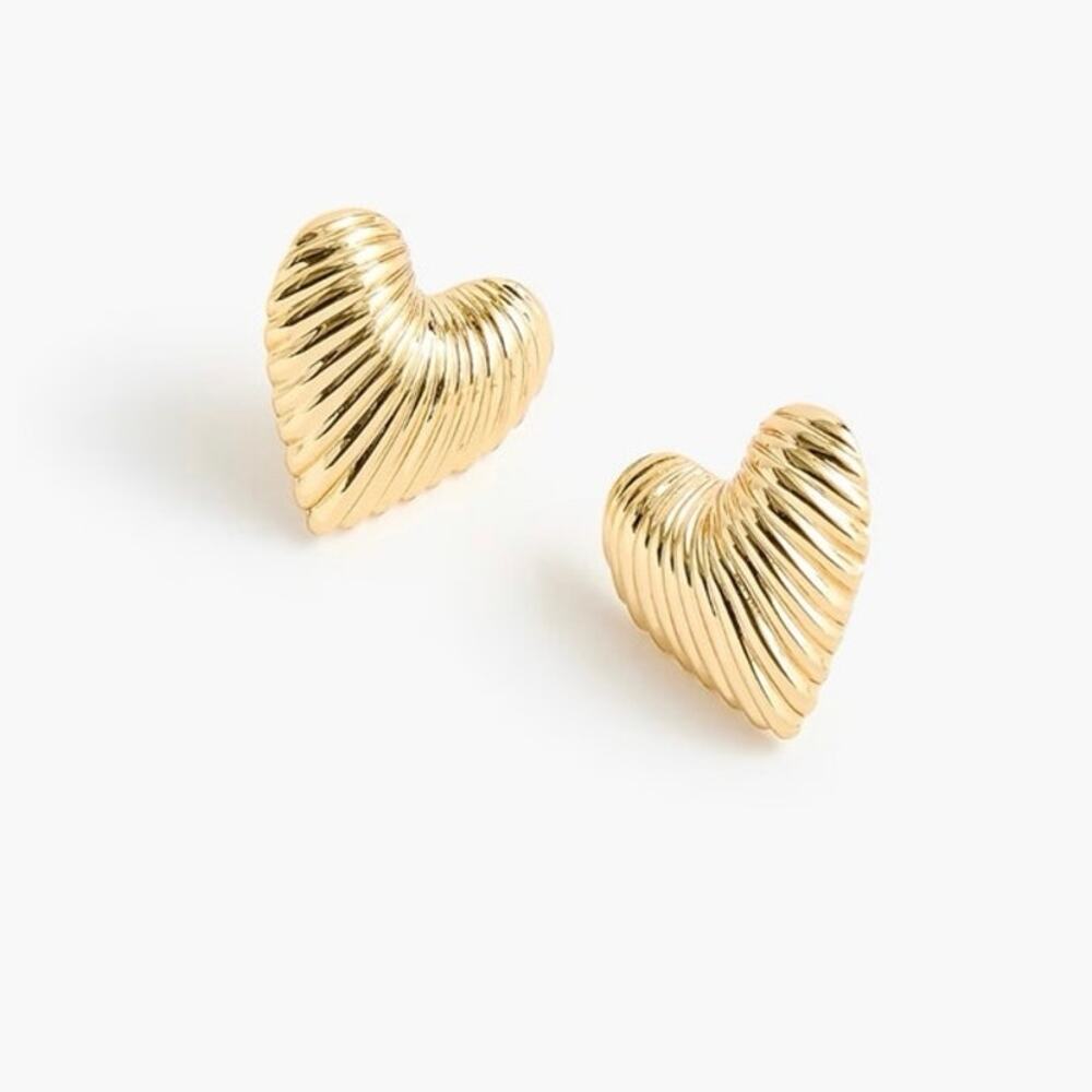 J Crew NWT Textured Gold Tone Heart Stud Earrings